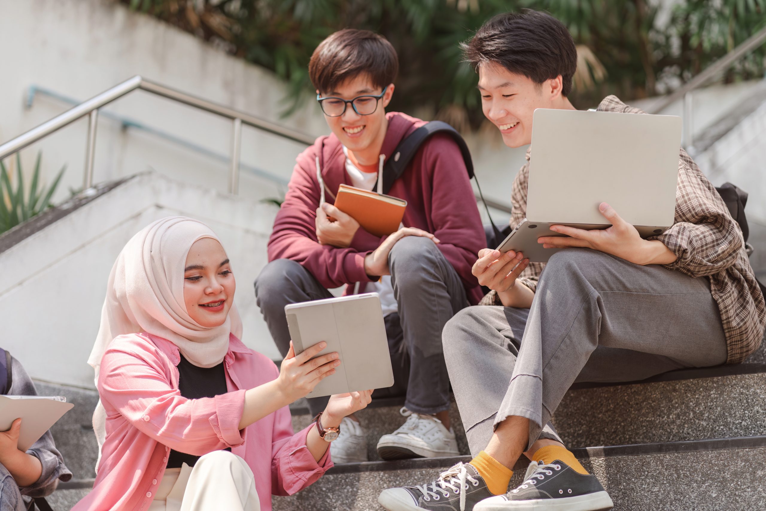 Faktor Budaya dan Gaya Hidup Pengaruhi Konsumsi Mahasiswa