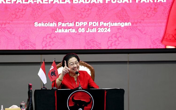 Megawati Puji Keberanian Hakim MK, Tanggapi Aksi Tolak Revisi UU Pilkada