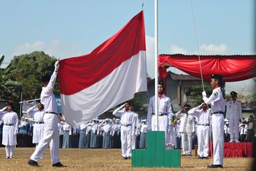 Bendera Merah Putih Sukses dikibarkan di IKN