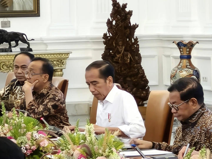 LDII Temui Jokowi di Istana: Bukan Bahas Tambang, Diminta Segera Bertemu Prabowo