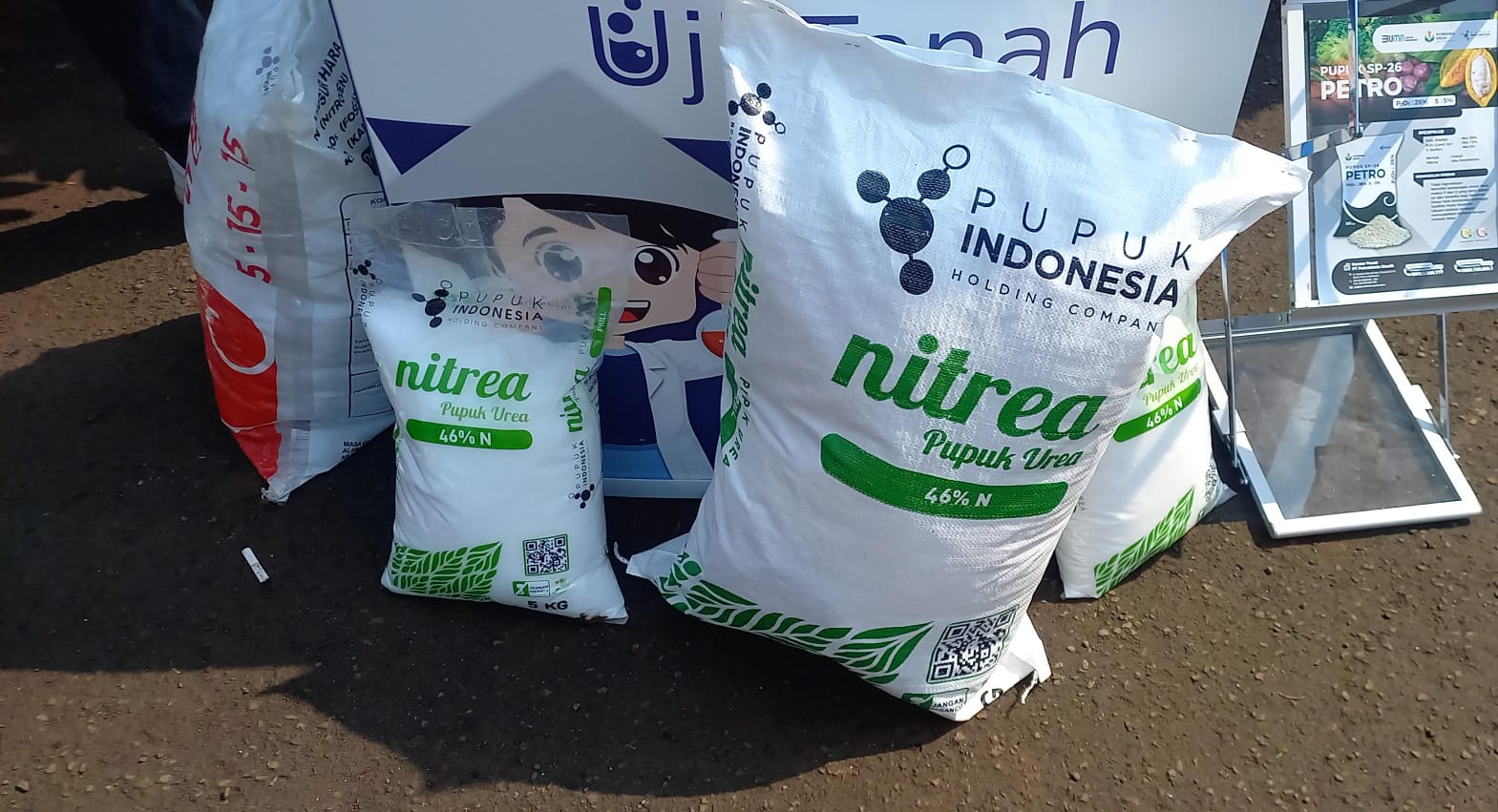 Pupuk Indonesia Gunakan Data untuk Salurkan Pupuk ke Petani