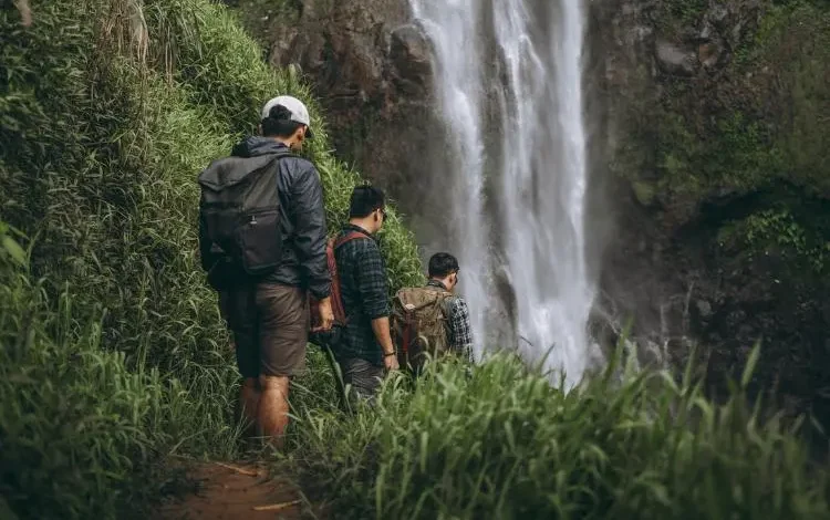 6 Destinasi Wisata Petualangan di Indonesia, Seru dan Menantang