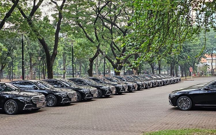 60 Mercedes-Benz S-Class untuk Tamu VVIP Pelantikan Prabowo