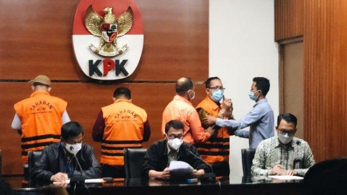 OTT, Kejagung Tangkap 3 Hakim yang Bebaskan Ronald Tannur