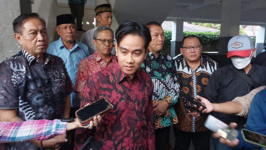 Gibran Rakabuming Raka Tidak Mengundurkan Diri Sebagai Wapres