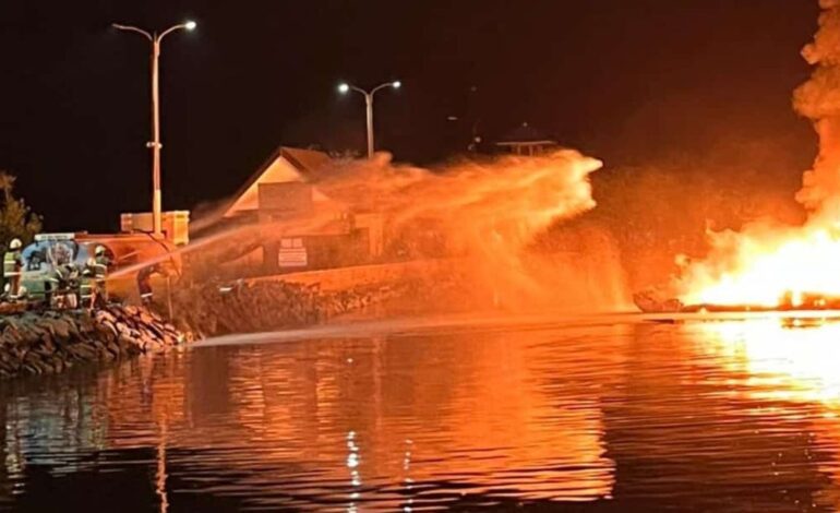 Kebakaran Kapal di Marina Ancol, 1 Orang Tewas, 5 Luka-Luka