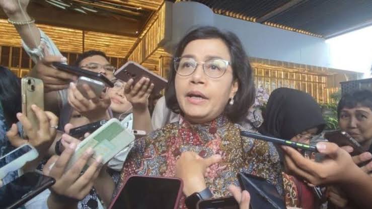 Sri Mulyani Pastikan Gaji ke-13 dan 14 PNS Tetap Cair: Isu Penghapusan Dibantah!