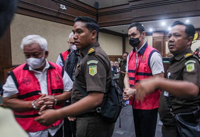 Hakim Vonis Ringan Harvey Moeis Dimutasi Lagi, MAKI Kritik Keras Promosi Tersembunyi